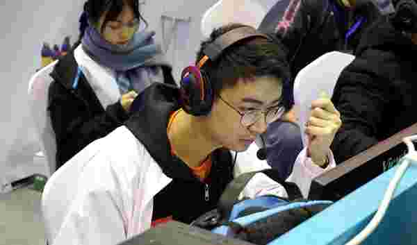 在賽場上的 在賽場上的